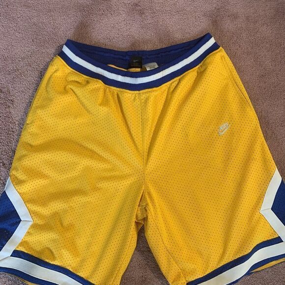 Y2k Nike Shorts Yellow‎ - Picture 1 of 5